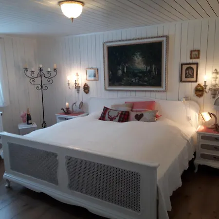 Chic Mit Hot Pot Wildhaus