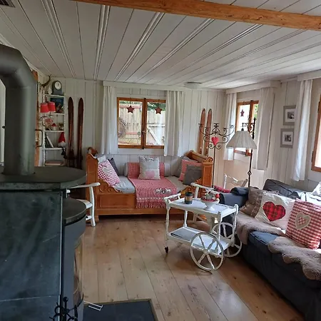 בית נופש Chic Mit Hot Pot