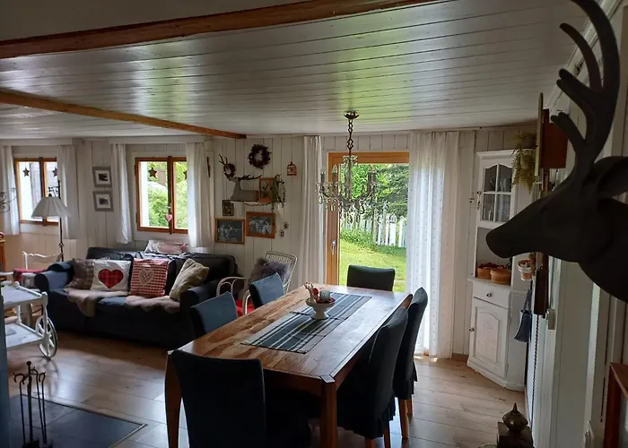 Chic Mit Hot Pot Holiday home Wildhaus