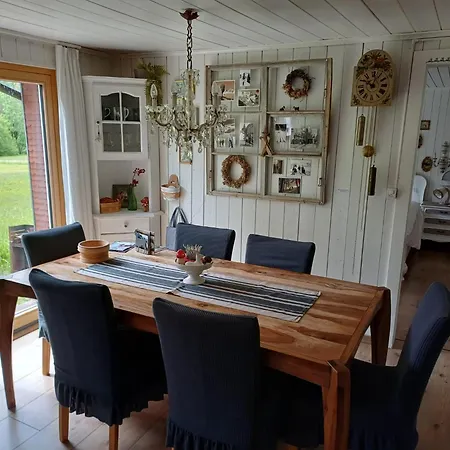 Chic Mit Hot Pot Wildhaus